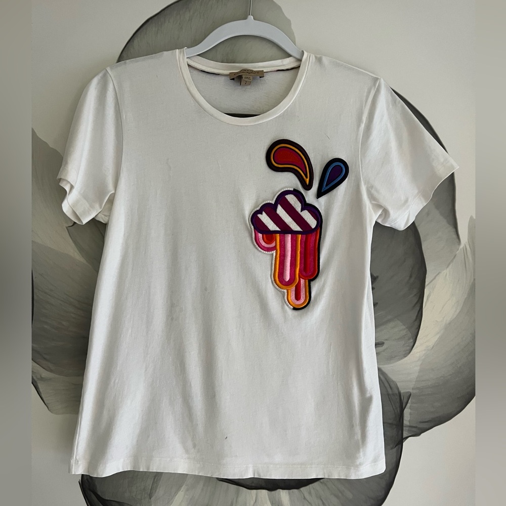 Burberry Tshirt with chest embroidery Size S